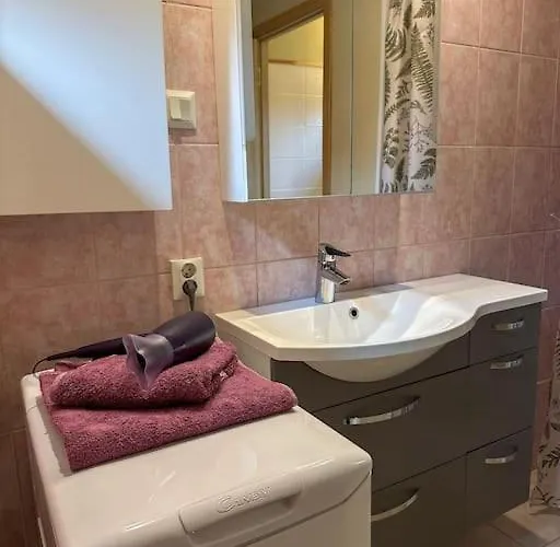 Your Getaway In Jausa Kuela *